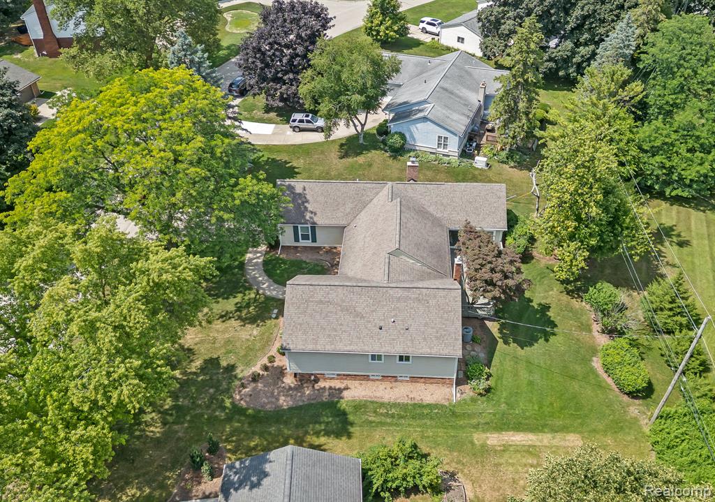 663 Lake Forest Road Rochester, MI 48309 - Photo 37 of 37