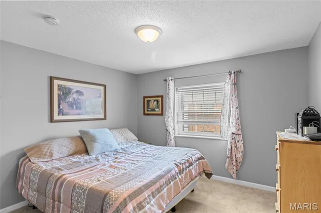 $190,000 | 1026 Kehrs Mill Road, Unit 4, Ballwin, MO 63011