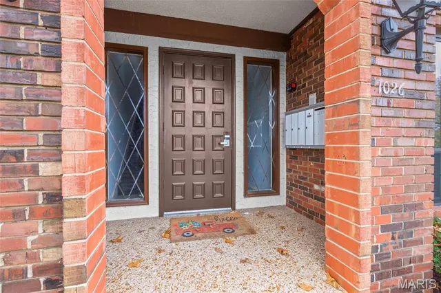 $190,000 | 1026 Kehrs Mill Road, Unit 4, Ballwin, MO 63011