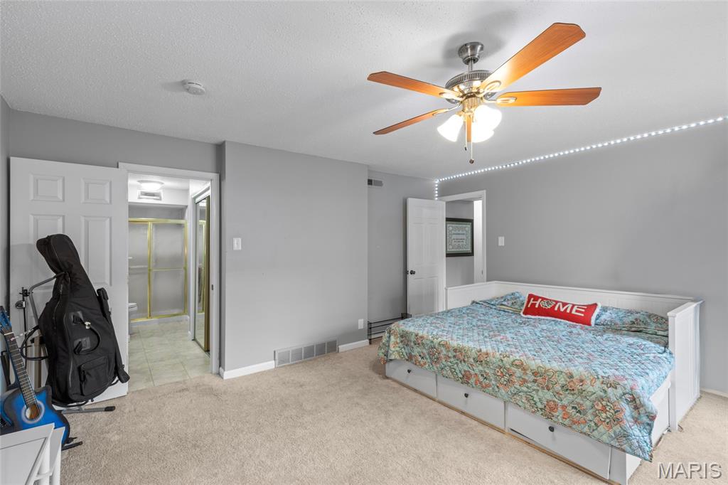 1026 Kehrs Mill Road, Unit 4 Ballwin, MO 63011 - Photo 24 of 30