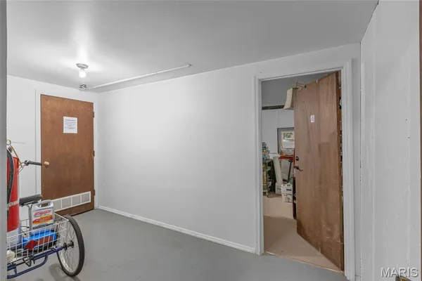 $183,000 | 1026 Kehrs Mill Road, Unit 4, Ballwin, MO 63011