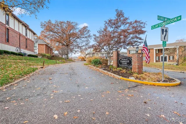 $190,000 | 1026 Kehrs Mill Road, Unit 4, Ballwin, MO 63011