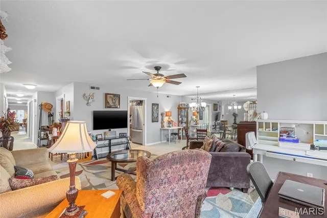 $190,000 | 1026 Kehrs Mill Road, Unit 4, Ballwin, MO 63011