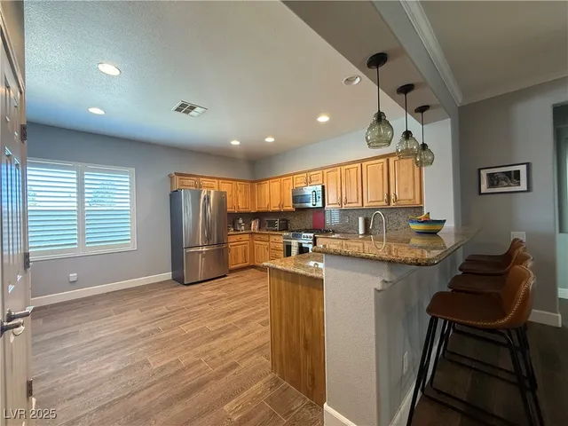 $3,000 | 11219 Blanc Vineyard Court, Las Vegas, NV 89138