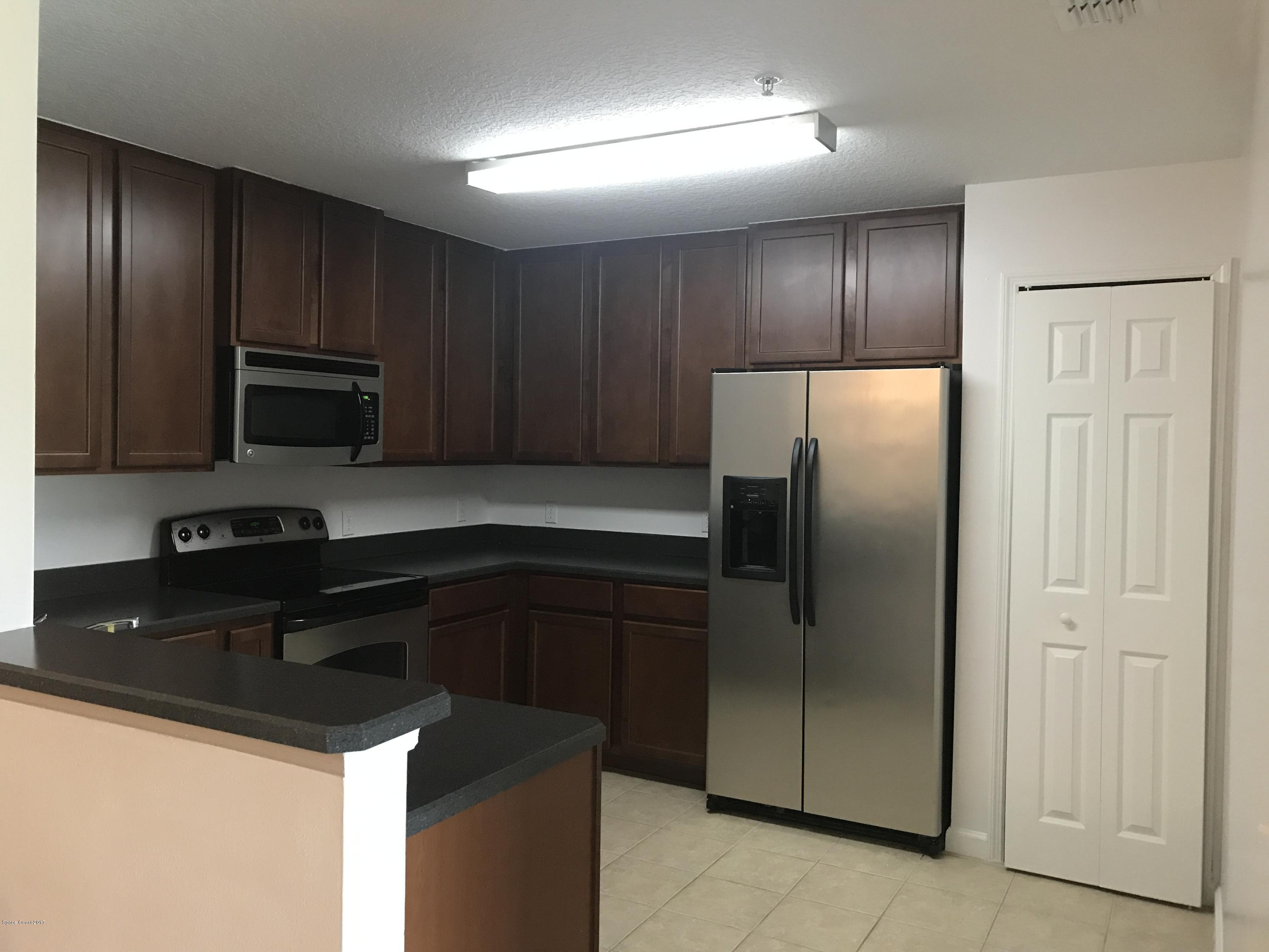 4026 Meander Place, Unit 208 Rockledge, FL 32955 - Photo 4 of 26 Kitchen