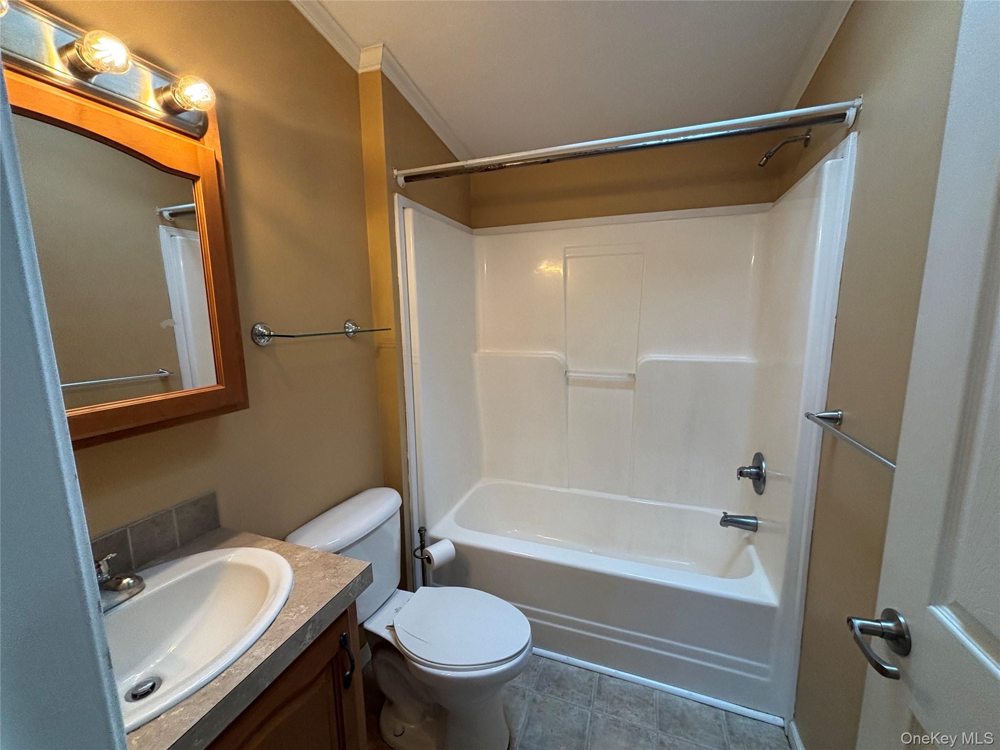 1661 Old Country Road, Unit 84 Riverhead, NY 11901 - Photo 23 of 34