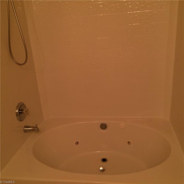 2987 Dillon Road High Point, NC 27260 - Photo 10 of 12 Gallery Image 10