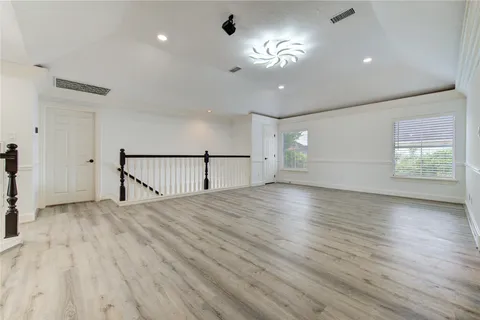 $998,000 | 13607 Starlight Harbour Court, Houston, TX 77077