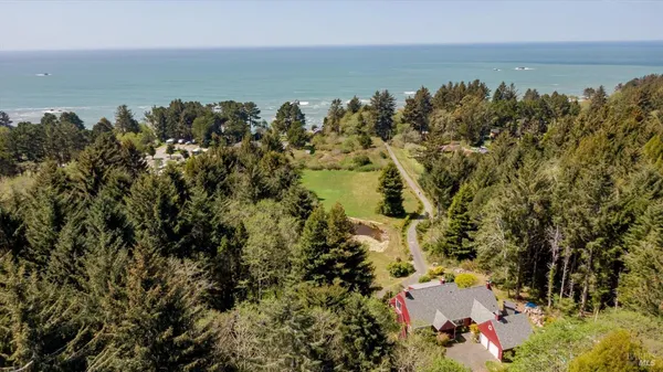 $1,350,000 | 3535 Patricks Point Drive, Trinidad, CA 95570