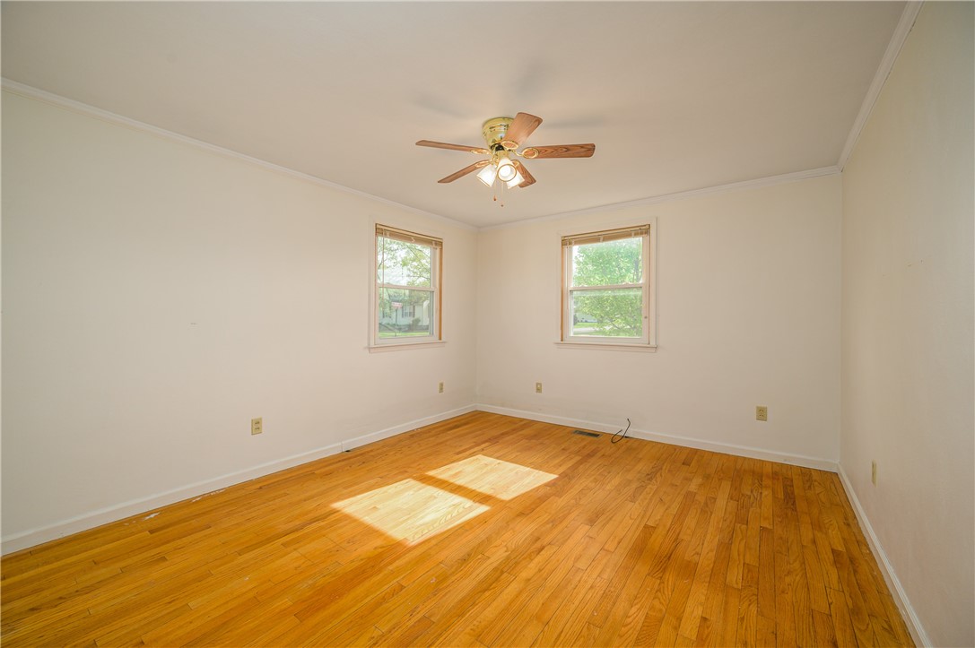 902 Locust Street Marshall, IL 62441 - Photo 16 of 21