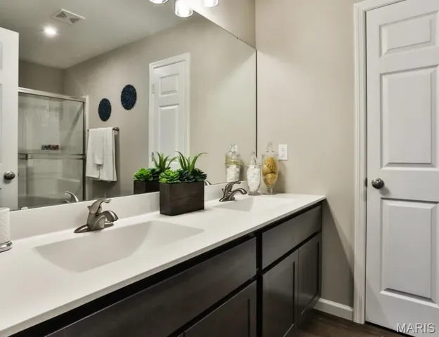 $2,600 | 103 Ripple Crk Drive, Lake St. Louis, MO 63367