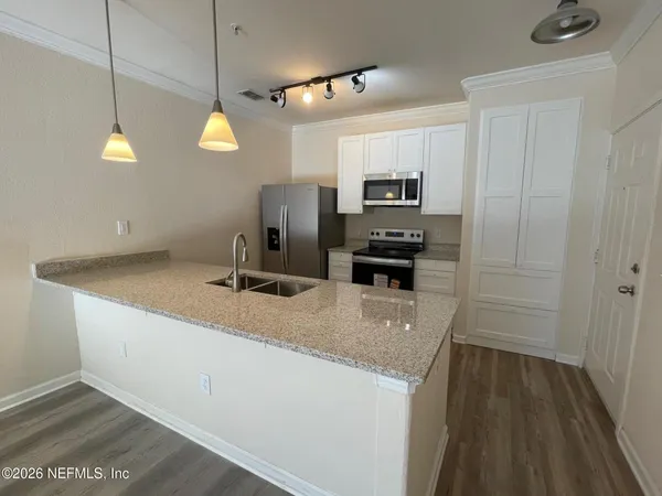 $1,495 | 8290 Gate Parkway West, Unit 1314, Jacksonville, FL 32216