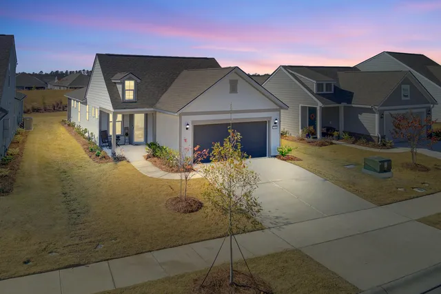 $440,000 | 771 Blue Iris Way, Summerville, SC 29486