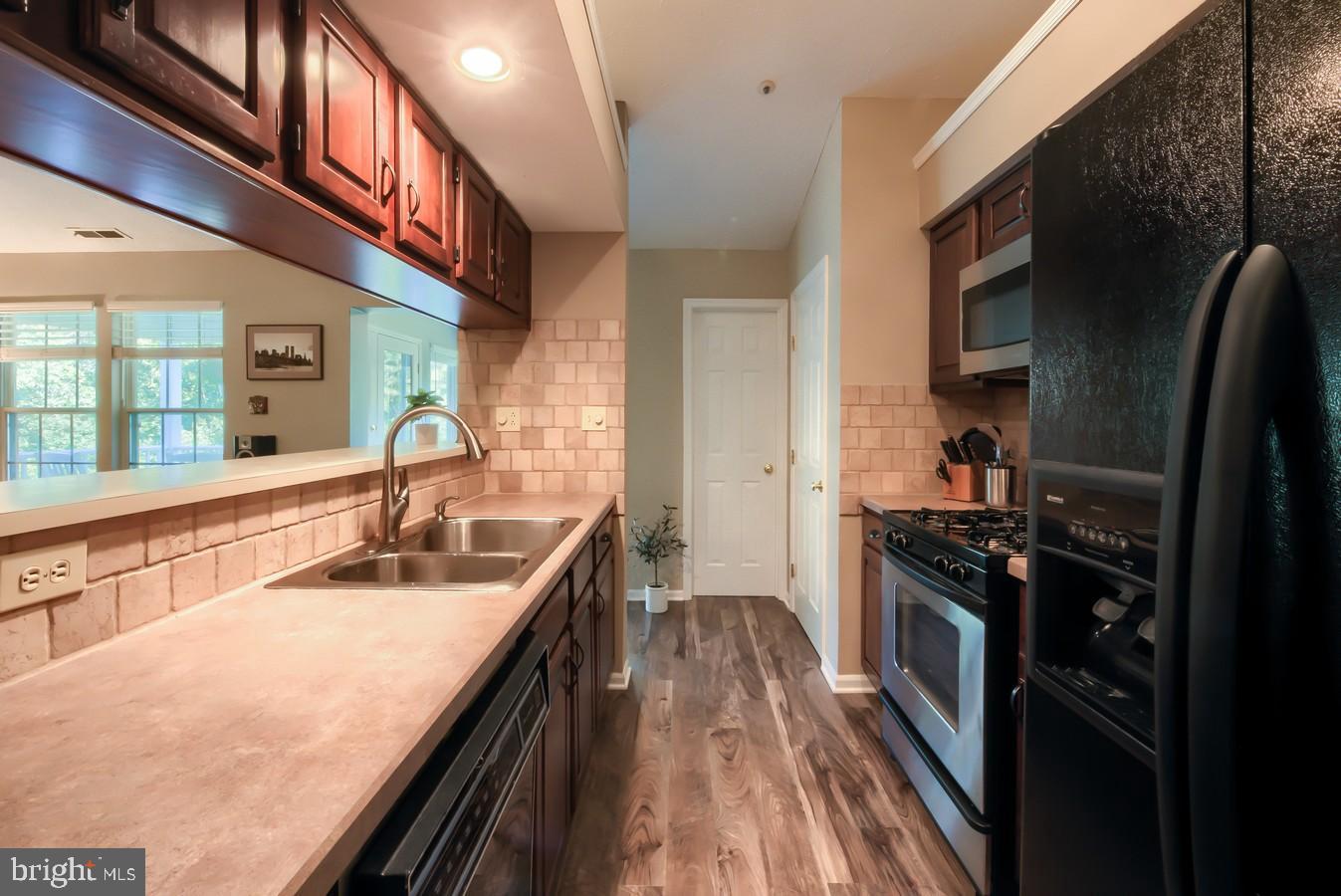 48 Inverness Circle Marlton, NJ 08053 - Photo 9 of 27 Gallery Image 9