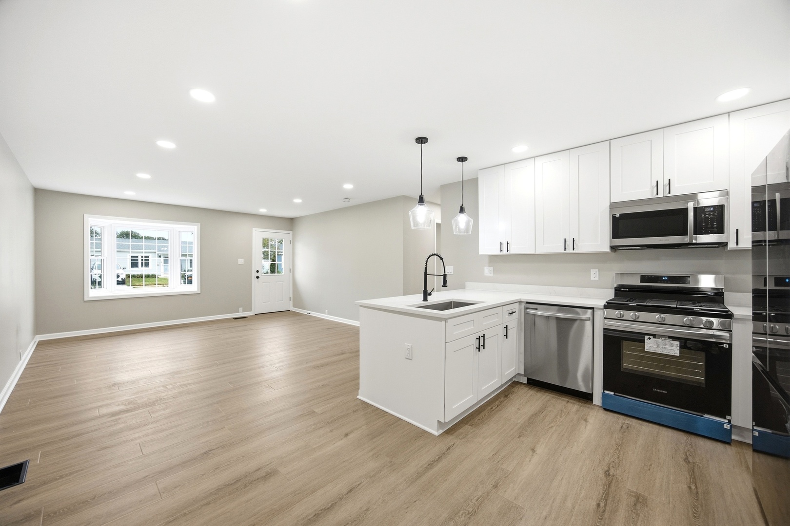 512 Concord Avenue Romeoville, IL 60446 - Photo 7 of 24 Gallery Image 7