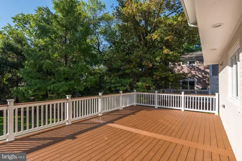 $1,850,000 | 5113 Newport Avenue, Bethesda, MD 20816