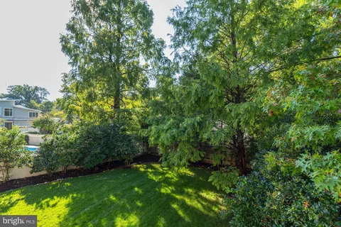 $1,850,000 | 5113 Newport Avenue, Bethesda, MD 20816