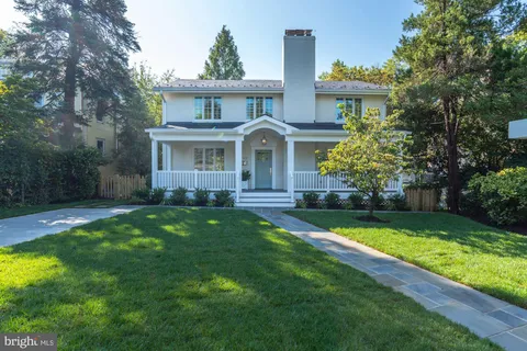 $1,850,000 | 5113 Newport Avenue, Bethesda, MD 20816