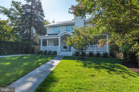 $1,850,000 | 5113 Newport Avenue, Bethesda, MD 20816