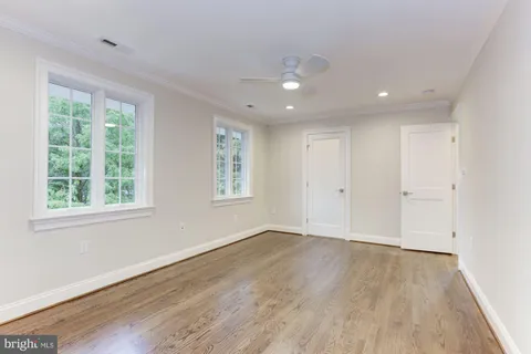 $1,850,000 | 5113 Newport Avenue, Bethesda, MD 20816