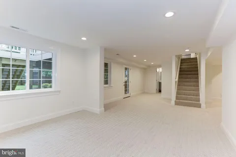 $1,850,000 | 5113 Newport Avenue, Bethesda, MD 20816