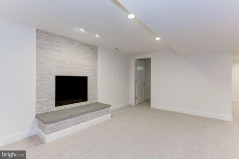 $1,850,000 | 5113 Newport Avenue, Bethesda, MD 20816