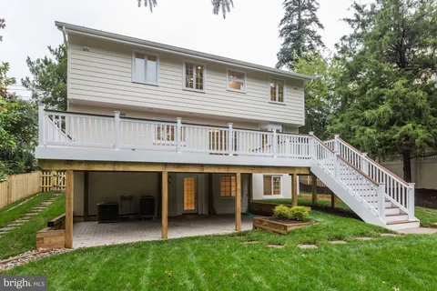 $1,850,000 | 5113 Newport Avenue, Bethesda, MD 20816