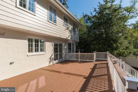 $1,850,000 | 5113 Newport Avenue, Bethesda, MD 20816