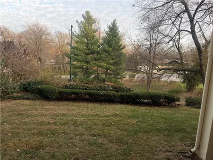 $975,000 | 6455 Overbrook Road, Mission Hills, KS 66208