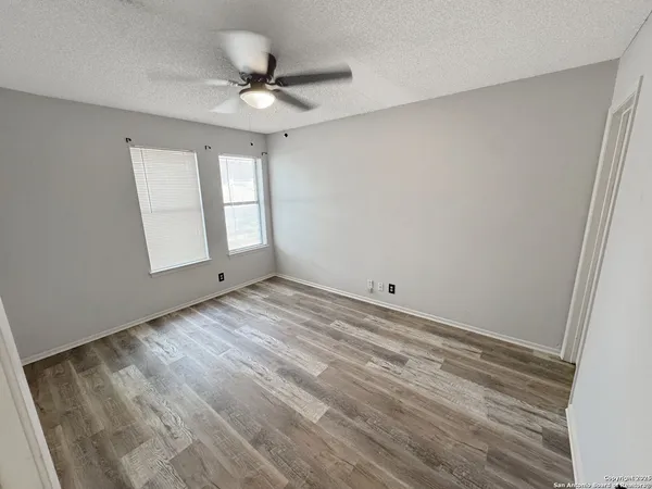 $2,250 | 16918 Summer Creek Drive, San Antonio, TX 78248