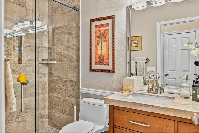 a view of hallway with washer and dryer