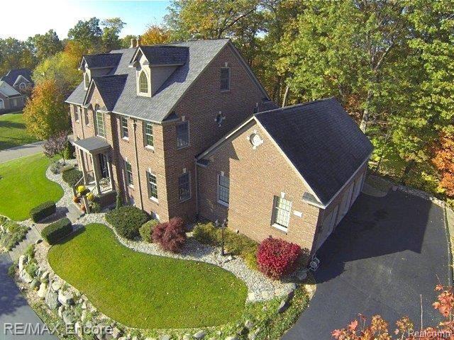 8635 Deerwood Road Clarkston, MI 48348 - Photo 2 of 58 Front_LT.jpg