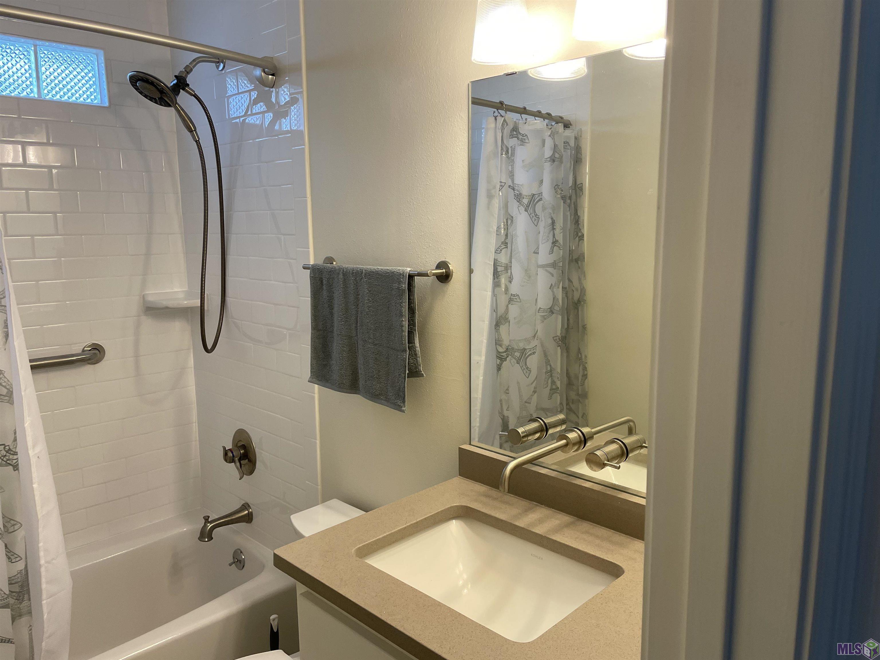 4751 Orchid Street Baton Rouge, LA 70808 - Photo 16 of 17 Bath