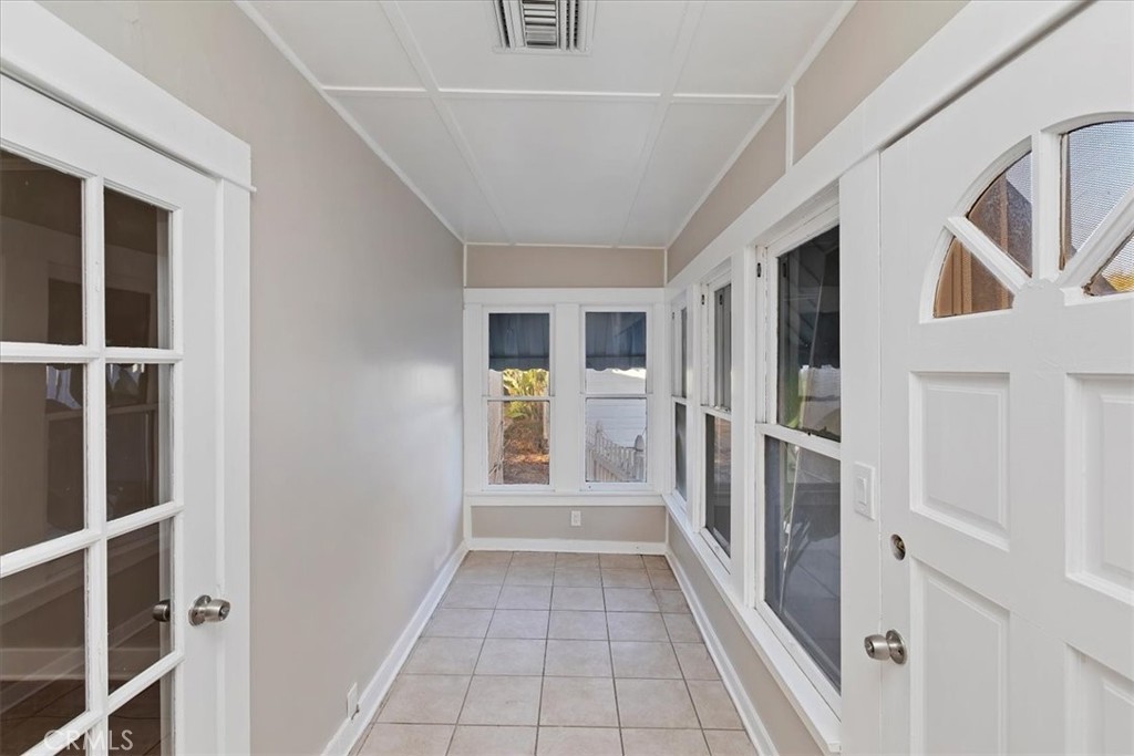 4311 Sunnyside Drive Riverside, CA 92506 - Photo 27 of 40 a view of a hallway