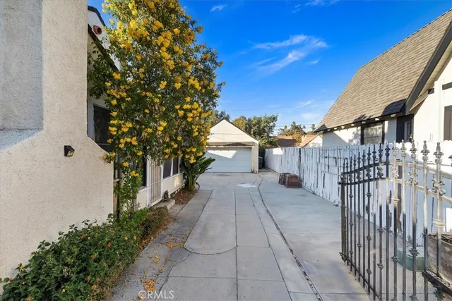 $3,100 | 4311 Sunnyside Drive, Riverside, CA 92506