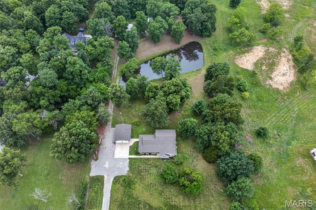 588 Deerfield Road Walnut Hill, IL 62893 - Photo 8 of 46