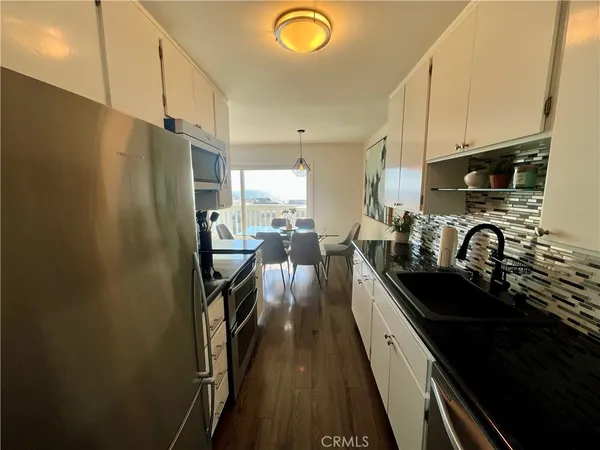 $5,150 | 630 The Village, Unit 116, Redondo Beach, CA 90277