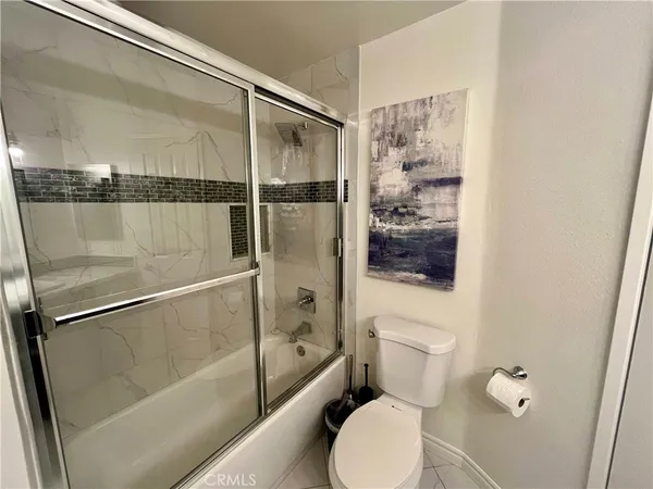 $5,150 | 630 The Village, Unit 116, Redondo Beach, CA 90277