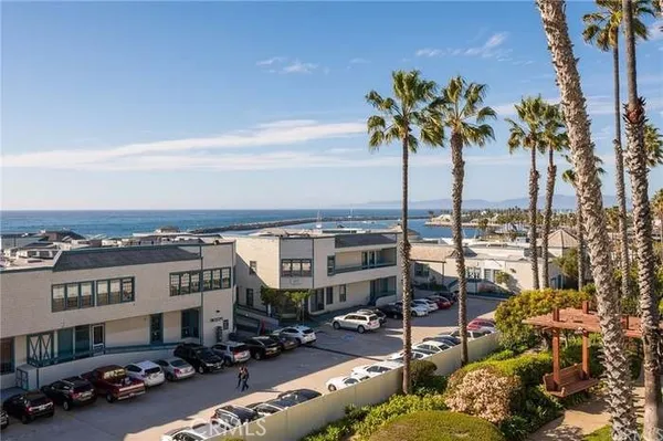 $5,150 | 630 The Village, Unit 116, Redondo Beach, CA 90277