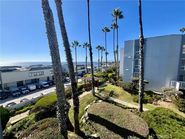 $5,150 | 630 The Village, Unit 116, Redondo Beach, CA 90277