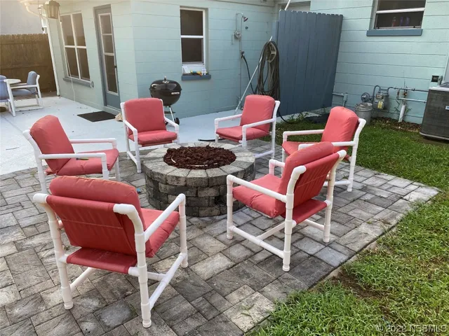$3,800 | 824 11th Avenue, New Smyrna Beach, FL 32169