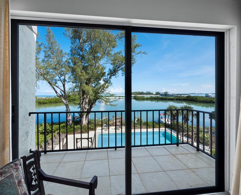 490 North Shore Road, Unit 6 Longboat Key, FL 34228 - Photo 2 of 67