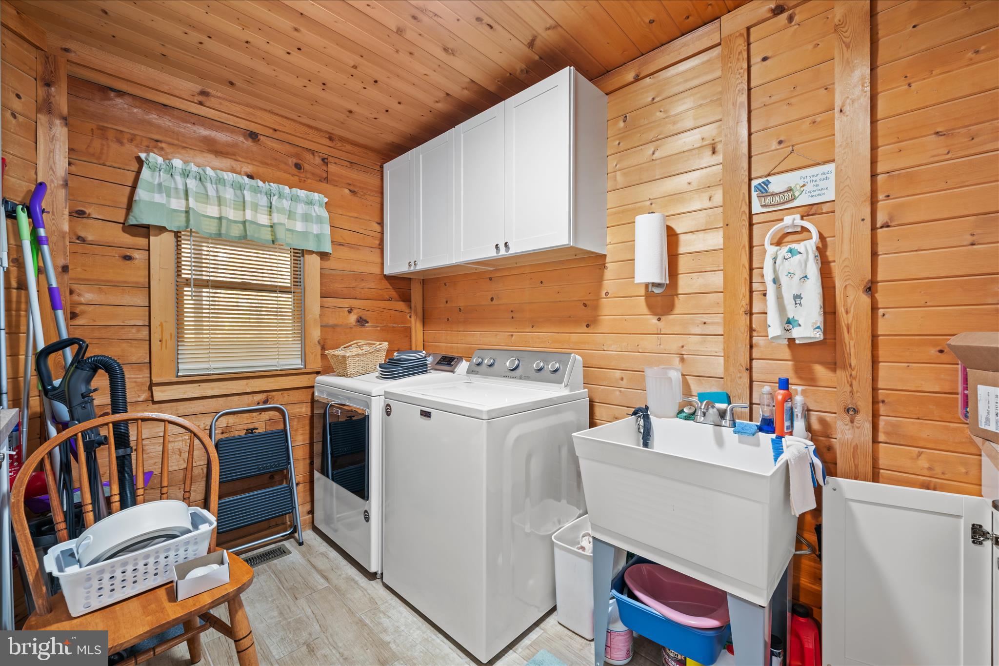 4176 Timber Ridge Road Berkeley Springs, WV 25411 - Photo 20 of 61 Laundry Room