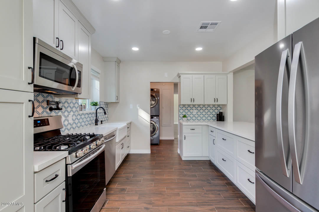 318 West Granada Road Phoenix, AZ 85003 - Photo 18 of 50 Kitchen