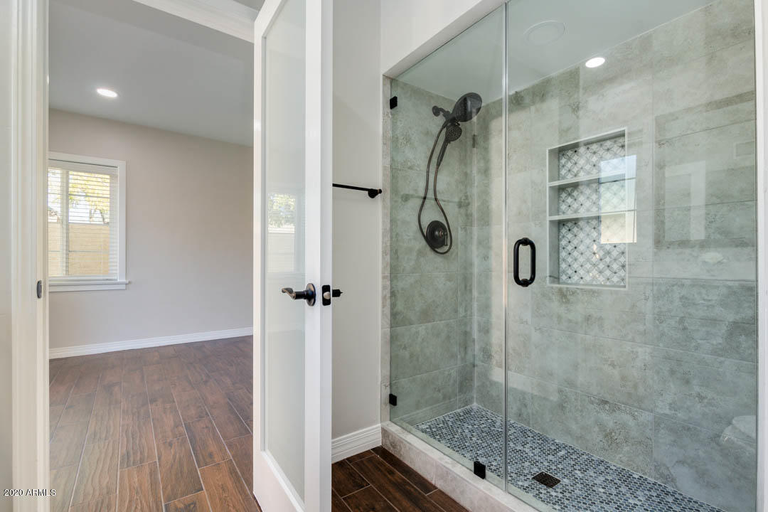 318 West Granada Road Phoenix, AZ 85003 - Photo 34 of 50 Master Bathroom