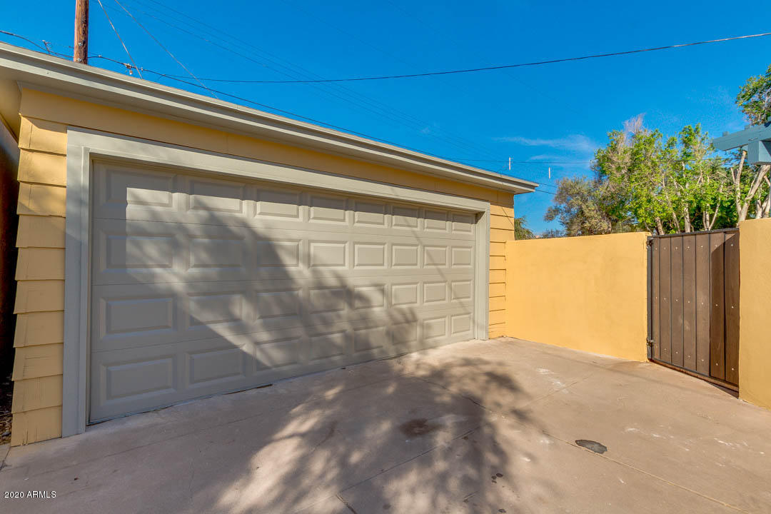 318 West Granada Road Phoenix, AZ 85003 - Photo 49 of 50 2 Car Garage