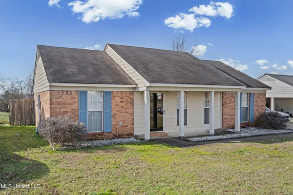$195,000 | 129 Muscadine Drive, Senatobia, MS 38668