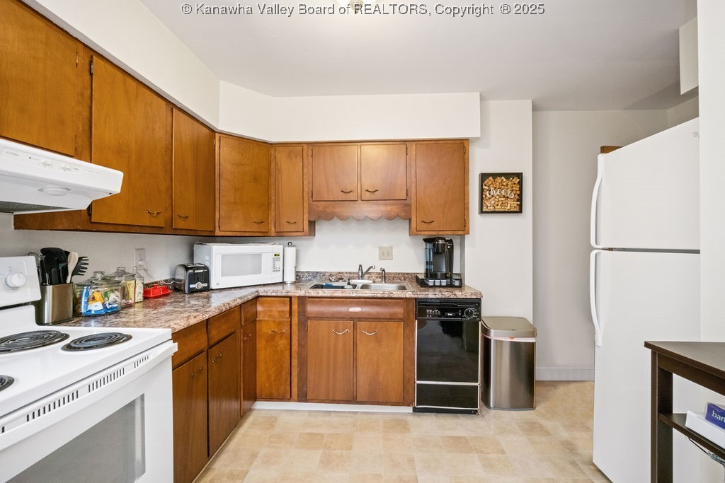 1013 Walnut Road, Unit 4 Charleston, WV 25314 - Photo 11 of 34 Gallery Image 11