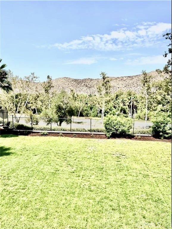 32040 Poppy Way Lake Elsinore, CA 92532 - Photo 24 of 27 a view of an ocean view