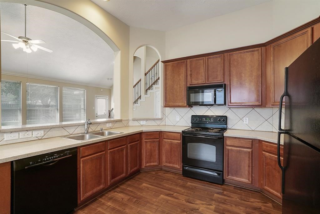 7211 Emerald Run Lane Spring, TX 77379 - Photo 10 of 40 Gallery Image 10